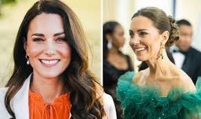 Kate Middleton beauty: Duchess' 'strategic' makeup choices to look 'fresh  and youthful'