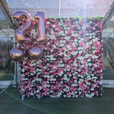 Amazing job done by the team. Flower Wall Balloons Party Goldcoastparty 21 Geburtstag 21 Blumenwand 21st Party Decorations 21st Birthday Balloons 21st Birthday Girl