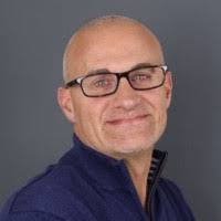 Dana Browne's Instagram, Twitter & Facebook