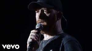 Rolando sartorio, el cantante y líder de la nosotros luchamos desde hace tiempo para que la gente que viene a ver a la beriso se sienta segura, a partir de eso empezó a venir muchas familias y. La Profunda Tragedia Personal Del Lider De La Beriso Que Se Refleja En Algunas De Sus Letras