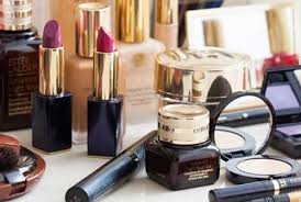 In order to make makeup monthly subscription boxes india you can turn to professionals, and you can make such a makeup at home. Customized Cosmetic Packaging Boxes At Wholesale Rate Bulk Cosmetic Boxes Cosmetic Box Manufacturer Caravan Packaging Solutions Mumbai India