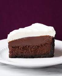 It's so easy to make right in the slow cooker! Mississippi Mud Pie Cooking Classy