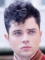 Welche frisur passt zu einem runden gesicht? Frisuren Fur Runde Gesichter So Stylen Sie Ihr Haar Passend Friseur Com