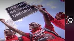 When introducing watson, the presenter, azizul ammar, mimicked the sound of a goat when pronouncing his father's name. Crackdown Watch Aliran