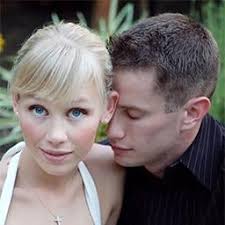 Ok, who gets cast in the Hollywood adaptation? : r/thepapinis