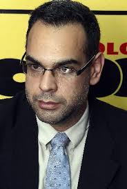 Un abogado se habría quedado con reparación