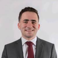 4800+ perfiles de «Yager»