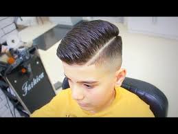 The crew cut is a men's hairstyle that has been popular for decades and looks likely to remain a fashionable option for decades to come. How To Make A Men S Haircut In This Video Find Out Hair Cutting Youtube