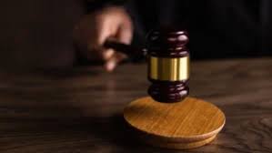 El caso del juez que cambió prisión preventiva por resguardo domiciliario y terminó detenido