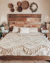 40 Unique Boho Bedroom Decorating Ideas To Upgrade Your House In 2021 Schlafzimmer Design Zimmer Einrichten Zimmer