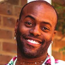 GLITTER IN THE GLASS