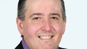 Jason Hett's Instagram, Twitter & Facebook