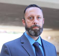 Danny Nunn's Instagram, Twitter & Facebook