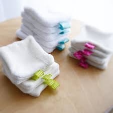 Alice On Instagram Je Passe Aux Cotons Demaquillant Lavables Ne Sont Ils Pas Trop Chouchou Serieux Je Les Ai Conf Coin Couture Diy Couture Couture Sewing