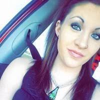 Julie Wagenman's Instagram, Twitter & Facebook