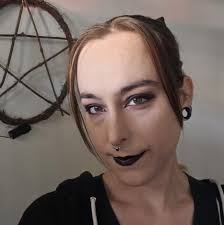 What is the identity of this fossil plant specimen?