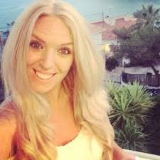 Emily Moreton (@EmilyLashes)