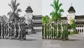 Gak mau maju, gak usah kerja sama gue! 8 Foto Hitam Putih Jadul Ini Diubah Jadi Berwarna Hasilnya Menakjubkan Wow Menariknya