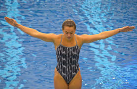 Hernandez started diving at age seven. Usa Diving Nationals Kassidy Cook Wins 3 Meter Title