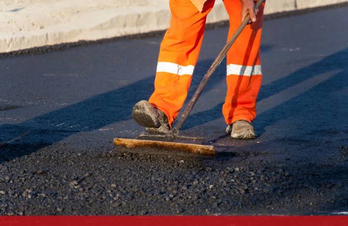 Top 7 Benefits of Hiring an Expert Paving Contractor
