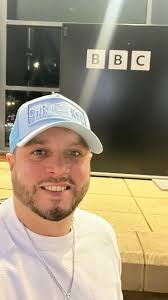 10K artist (@artist10k) • Facebook