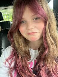 Would light pink hair suit me?