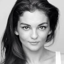 Sasha Dean's Instagram, Twitter & Facebook