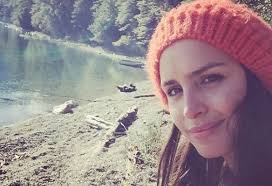Fernanda urrejola contó cómo es trabajar con su pareja, la directora francisca alegría. Fernanda Urrejola Encanta A Sus Seguidores Al Publicar Alegres Fotos Junto A Su Pareja Guioteca