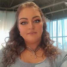 Afternoon spot near Madison with laptop-friendly atmosphere