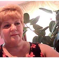 Fata nu a fost lăsată să cânte colinde 😞