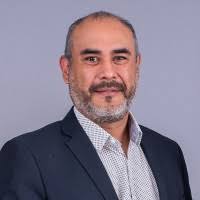 1000+ perfiles de «Azúa»