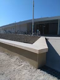 Chaperon De Muret Aspect Ancien En Pierre Reconstituee Panneaux Muraux Decoratifs Muret Dessus De Muret