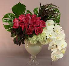 Pin On Favorite Floral Designs And Inspiriations