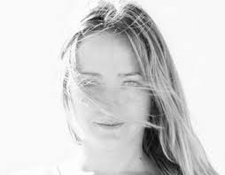 Sandra Projects :: Photos, videos, logos, illustrations and branding ::  Behance