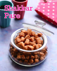 Boondi means pearls of sweet delight, once you start eating these boondi you can never stop or control yourself hence boondi laddu 's were introduced to control our intake. Shakkar Pare Recipe Shakkar Para Raks Kitchen