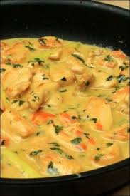 Poulet Au Lait De Coco Basilic Et Citronnelle Happy Papilles Recette Poulet Lait De Coco Recette Poulet Coco Poulet Citronnelle