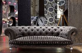 Chesterfield Koltuklar Yada Chester Koltuklar Olarak Bildigimiz Gorunusu Ve Rahatligi Ile Dikk Luks Oturma Odalari Tasarim Ic Mekanlar Oturma Odasi Dekorasyonu