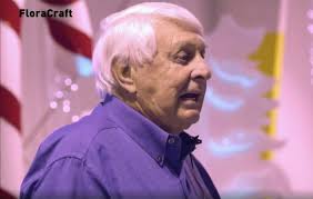 Businessman Surprises Employees with $20,000 Christmas Bonuses