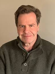 Ian Cartwright's Instagram, Twitter & Facebook