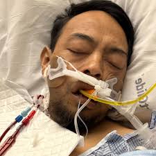 Dustan Manshack's Instagram, Twitter & Facebook