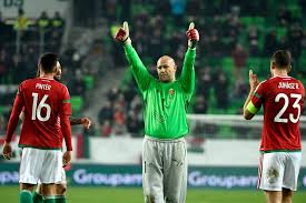 Volg live uitslagen, resultaten en standen van alle competities in de sectie voetbal / hongarije op deze pagina. Hongaarse Legende Kiraly 43 Hangt Grijze Joggingbroek Aan De Wilgen Buitenlands Voetbal Ad Nl