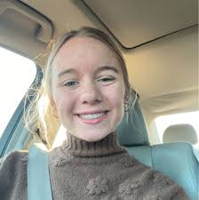 Ansley Hutcheson's Instagram, Twitter & Facebook