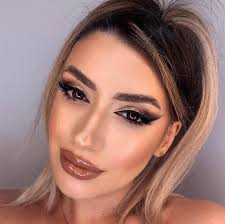 Alina Danil Make-up Artist