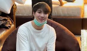 2564 เขาจะมีอายุ 22 ปี ไวท์ ณวัชร์ เป็นบุตร. 4g Y0xuaqe1oim