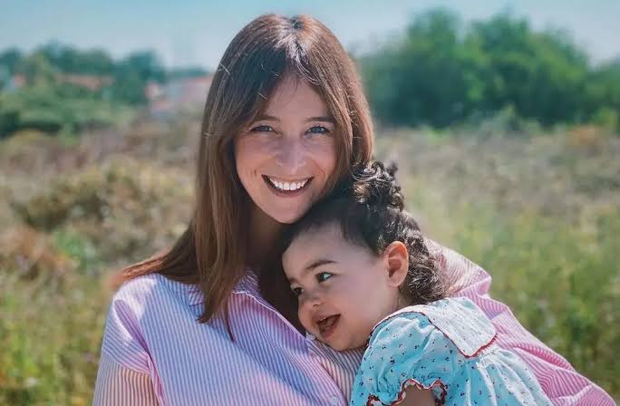 Sara Prata mostra ao detalhe o quarto da filha bebé - SIC