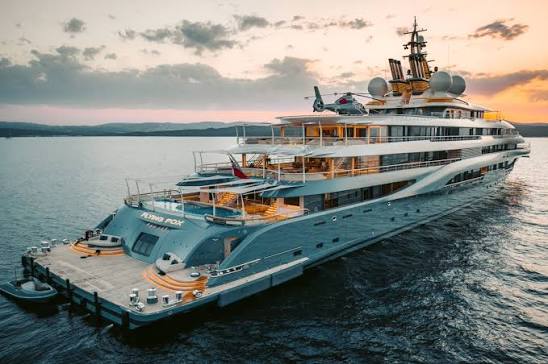 Jeff Bezos's newest toy comes with a price tag of $500 million - Maritime  News - gCaptain Forum