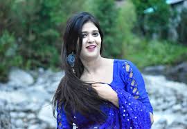 Sukhwinder Bains | My Saree pallu is enough to make you fall for ...