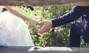 Darüber freut sich jedes brautpaar: Hochzeits Knigge Was Schenkt Man Zur Hochzeit