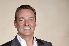 Wein Wolf stellt sich neu auf