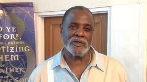 Chris Turner sings at Beltway Church of Christ and talks about his  ministry.